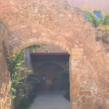 Semesterbostad Astraia