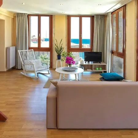 Astraia Hriszí Aktí Haniá